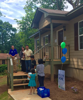 Assurant-Habitat-Gwinnett-Build-2016